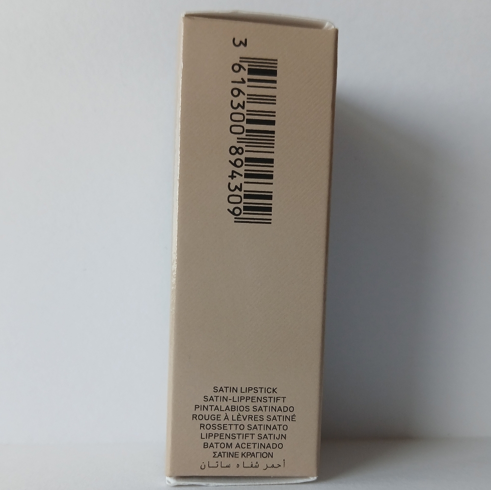 Burberry Kisses Satin Lip Colour 103 Bold Cherry 3.3 G | 0.11 OZ - Picture 9 of 11